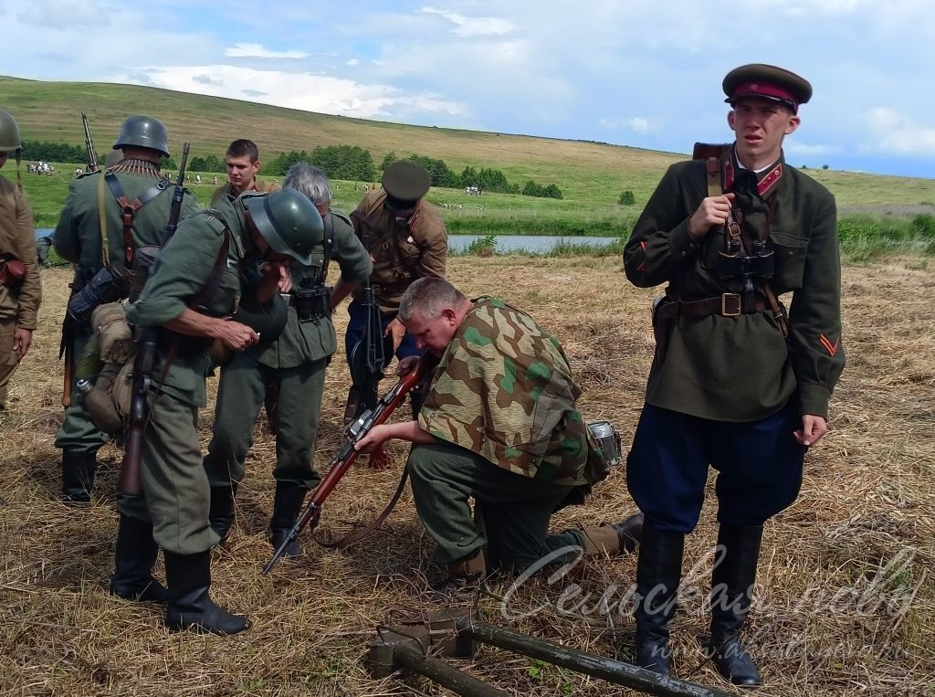 Алексеевск янындагы сугышта: “Аксубай” сайты хәбәрчесе 1941 елгы вакыйгалар реконструкциясендә булды