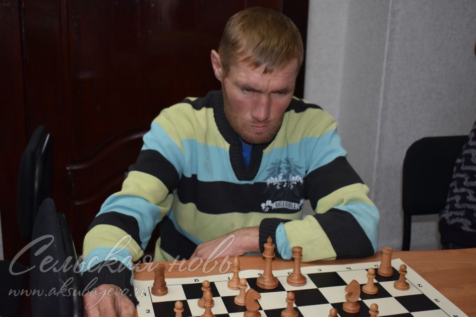 В Аксубаевской редакции стартовал шахматный турнир