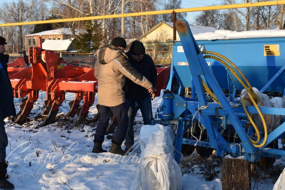 Техника поставлена на хранение и ремонт