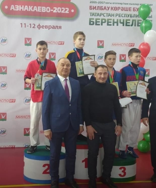 Аксубай көрәшчеләре Татарстан беренчелегенең көмеш призерлары булдылар