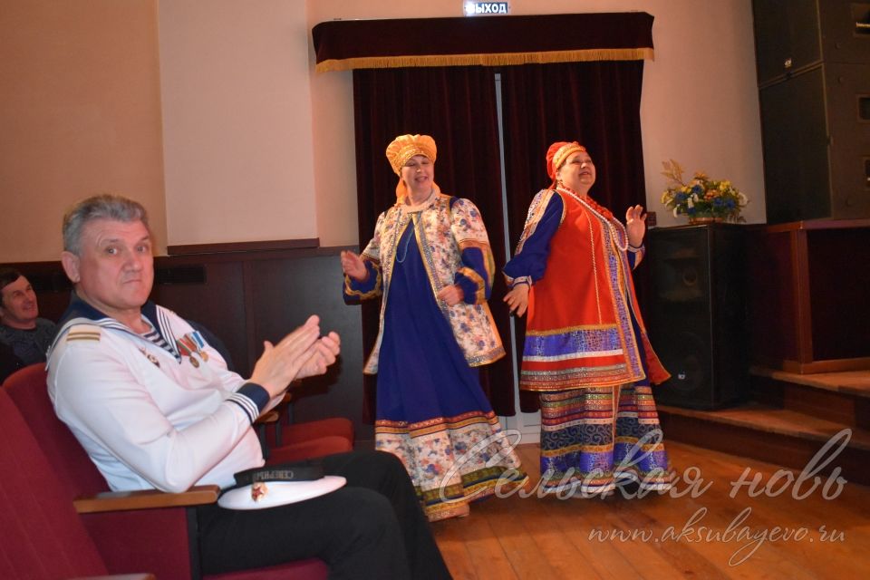 Аксубаевцы провели патриотический вечер с «Лехой казаком»