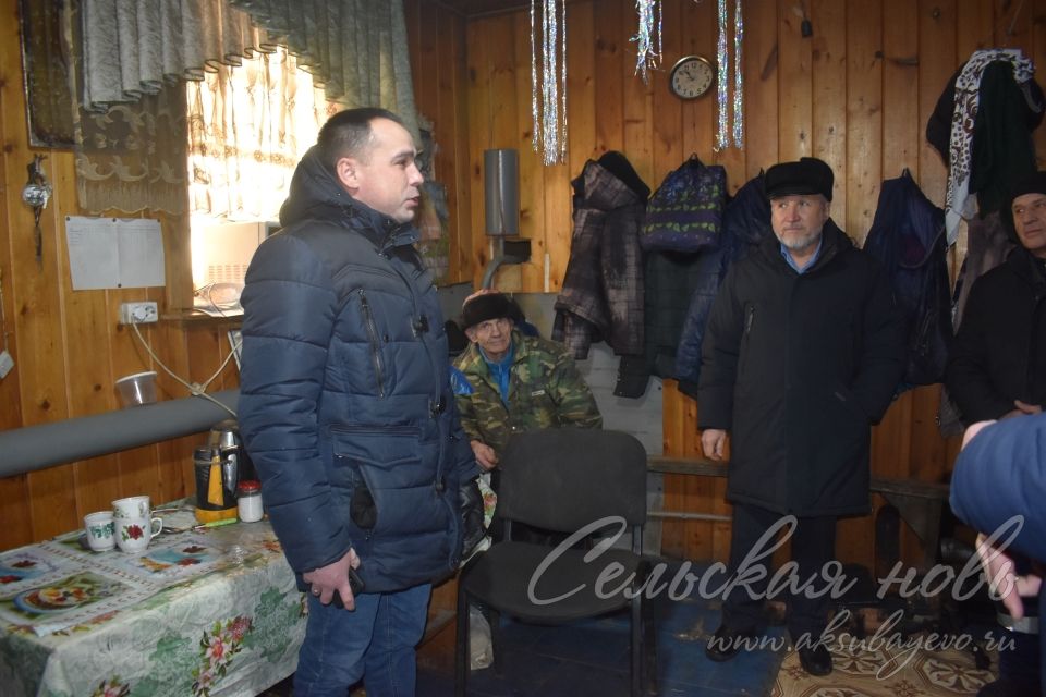 Үз хезмәтләре белән авылны сакларга һәм үстерергә ярдәм итәләр
