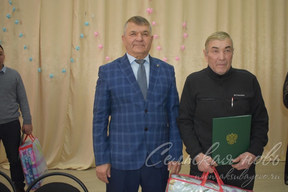 Аксубай фермерлары югары күрсәткечләр өчен бүләкләргә лаек булдылар