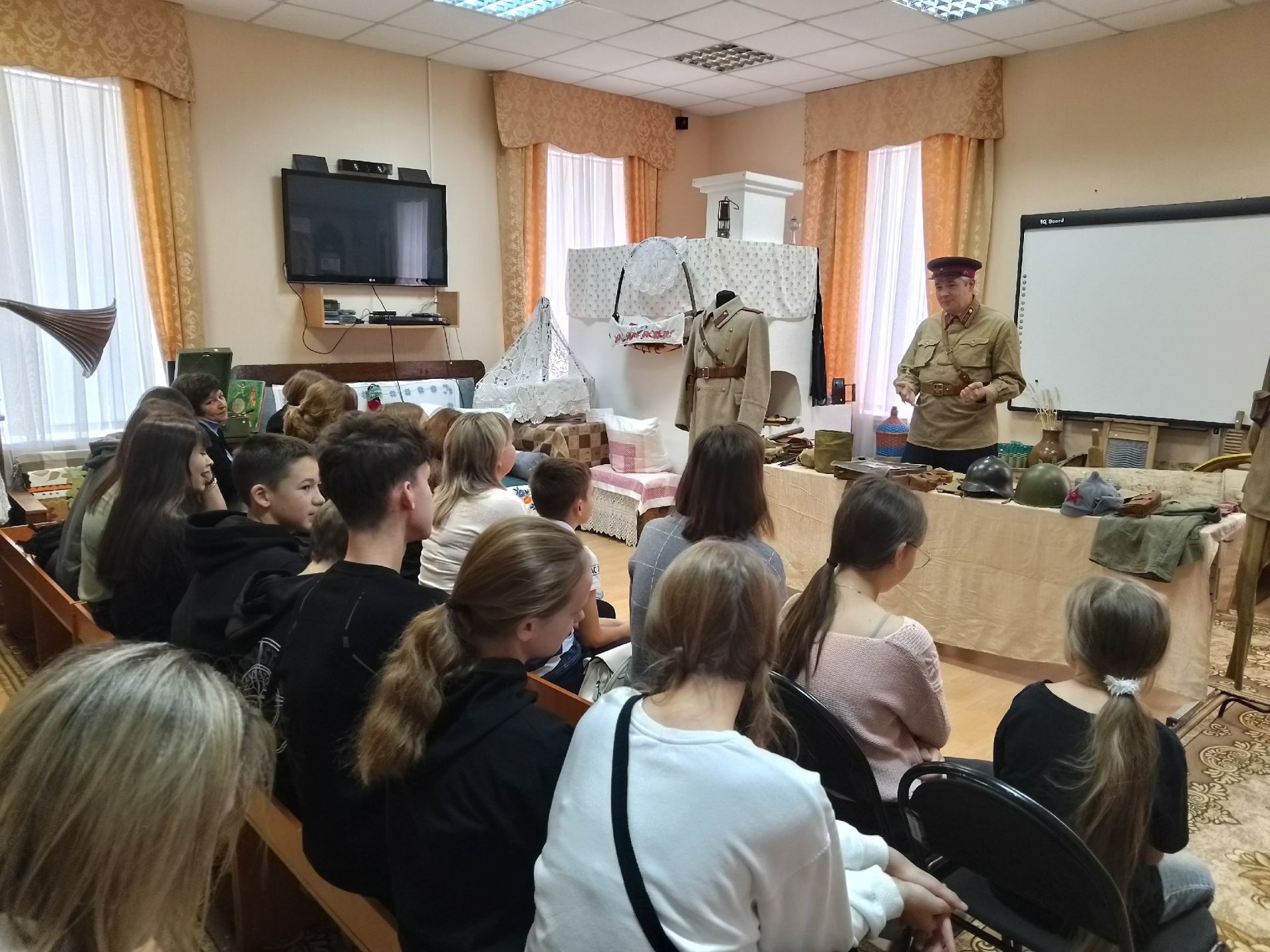 В Аксубаевском музее прошла встреча с представителем Республиканского музея Великой Отечественной войны