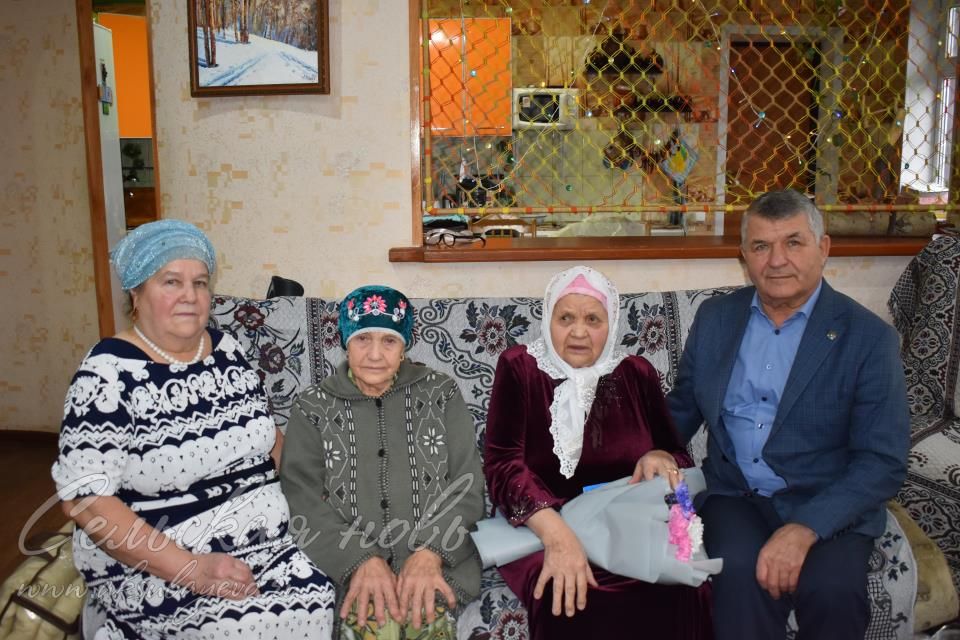 Для аксубаевского ветерана и в 90 лет жизнь прекрасна