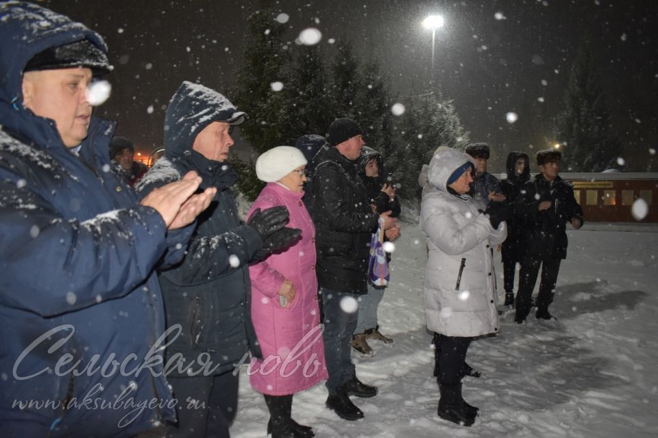 Аксубаевским солдатам – служить достойно, родителям – молиться за них