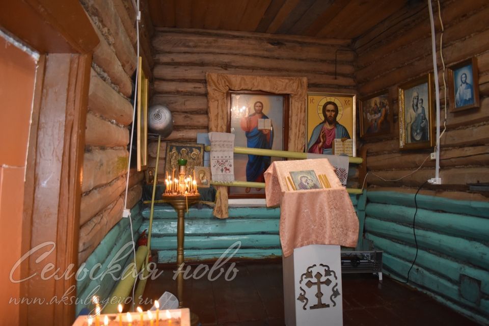 Аксубай районында төзелеп килүче бинаның гөмбәзен һәм тәреләрен изгеләндерделәр
