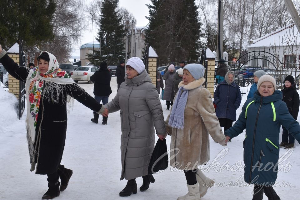 Аксубай үзенең тәхет бәйрәмен билгеләп үтте