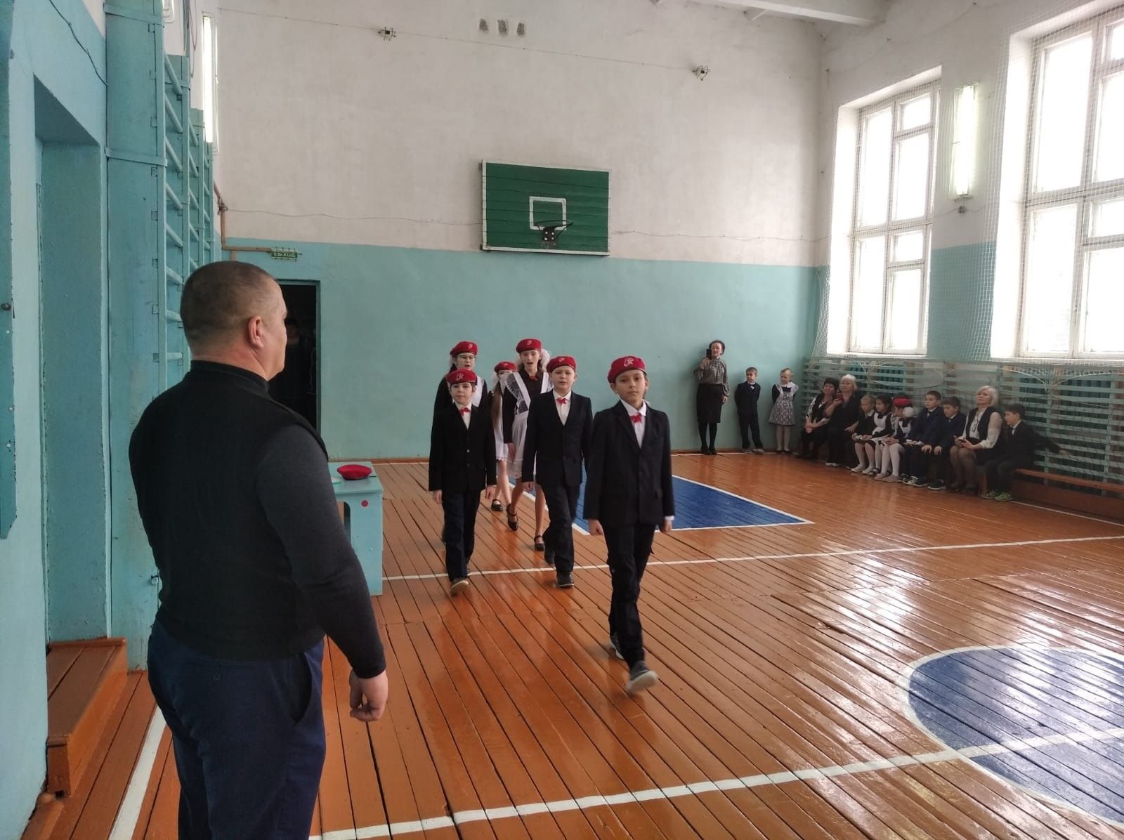 Смотр песни посвятили дню воина-интернационалиста