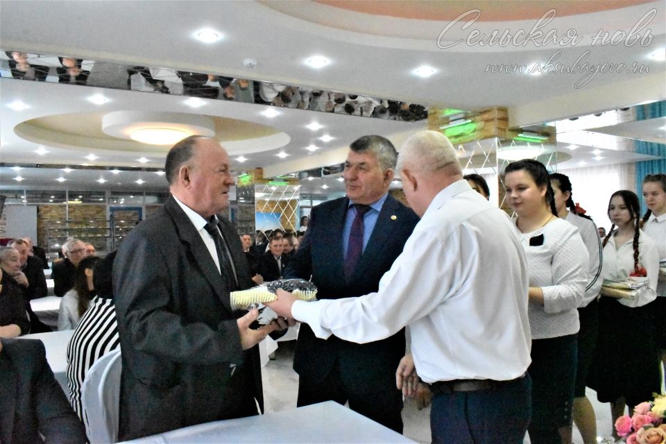 В Аксубаевском техникуме поздравили защитников Отечества