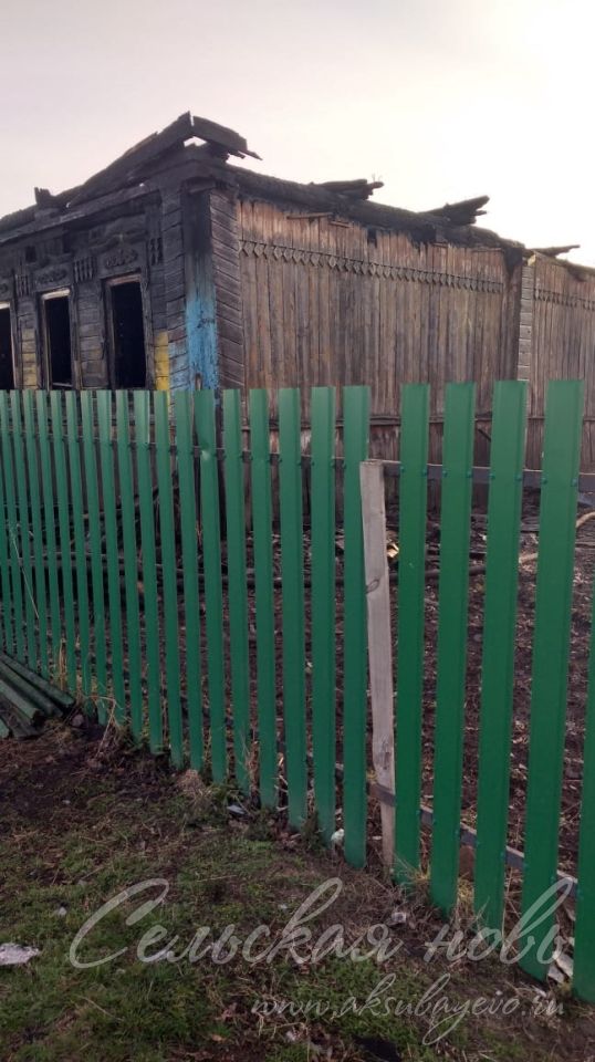 В деревне Караса Аксубаевского района сгорел дом с надворными постройками