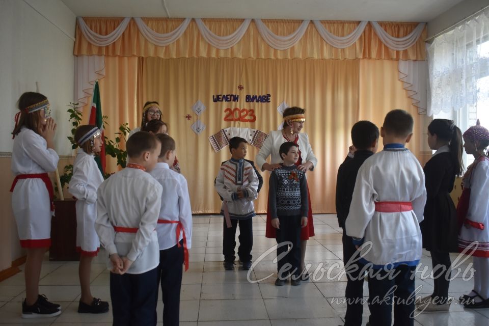 Праздник в сельской школе посвятили чувашскому просветителю Ивану Яковлеву