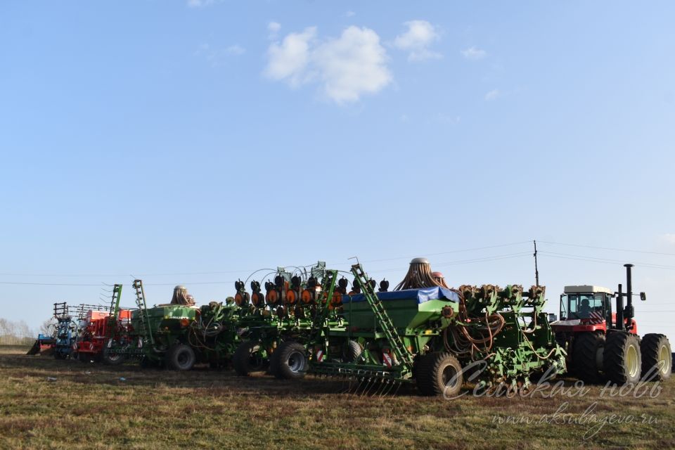 В Аксубаевском районе проверили готовность техники к весенне-полевым работам