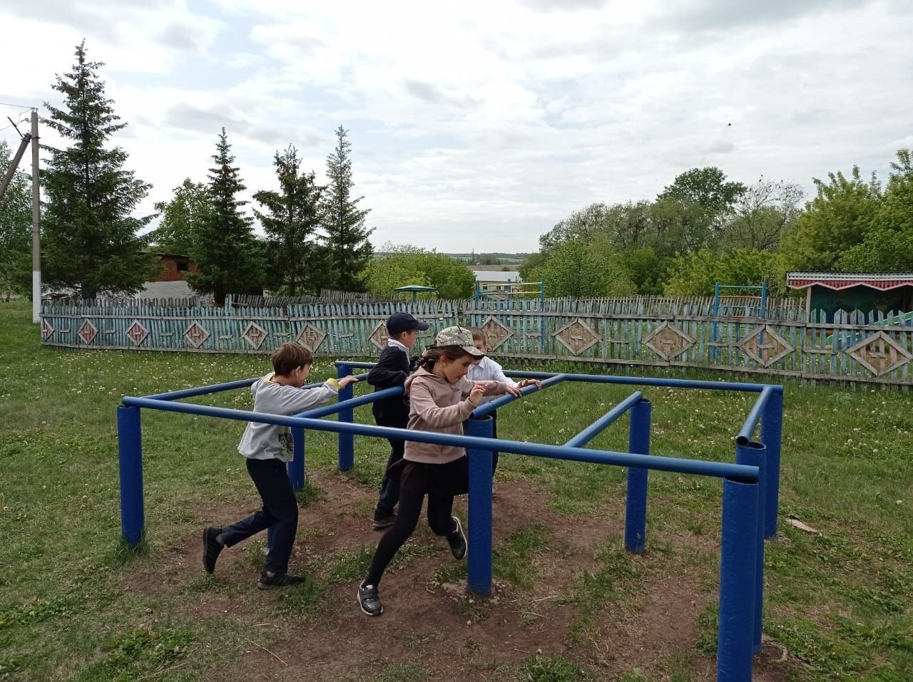 Спортивную эстафету в школе Аксубаевского района посвятили Дню защиты детей