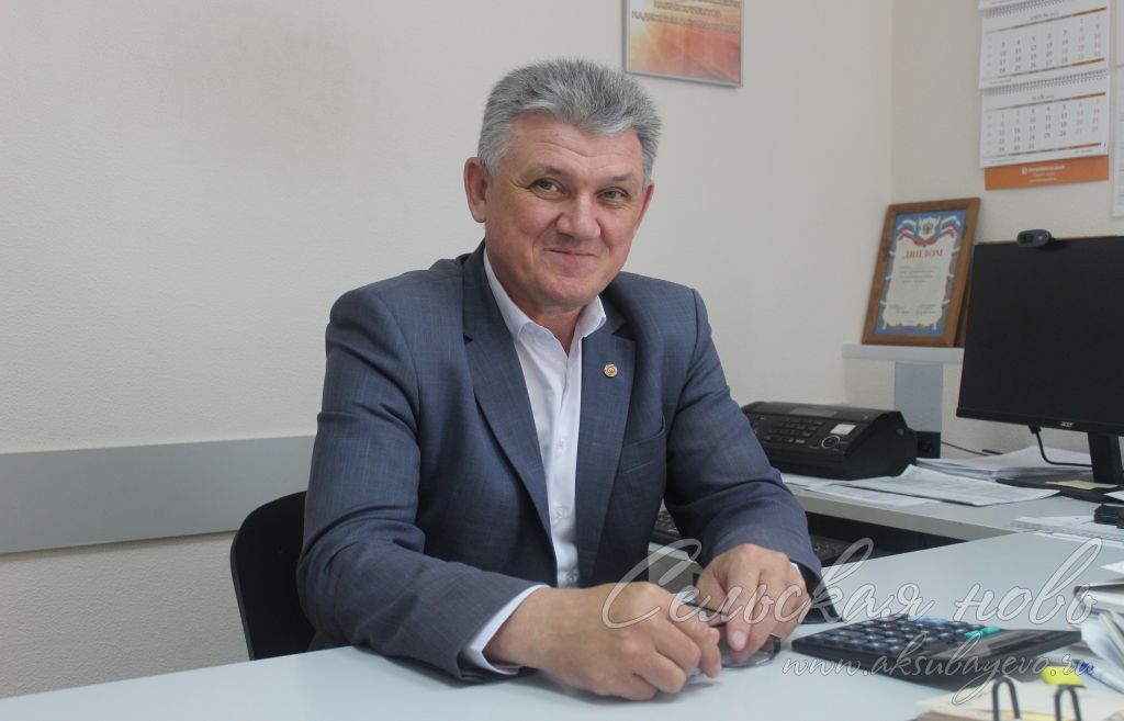 Җитәкче, диңгезче, волонтер һәм күп балалы әти
