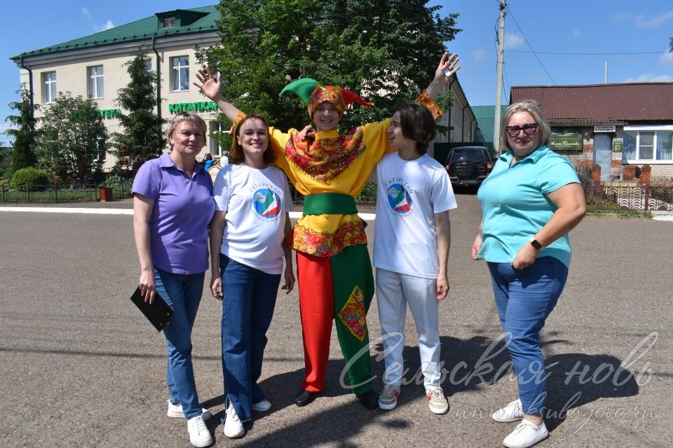 Балачак бәйрәме: җәйнең беренче көнендә шатлык һәм күңел ачу