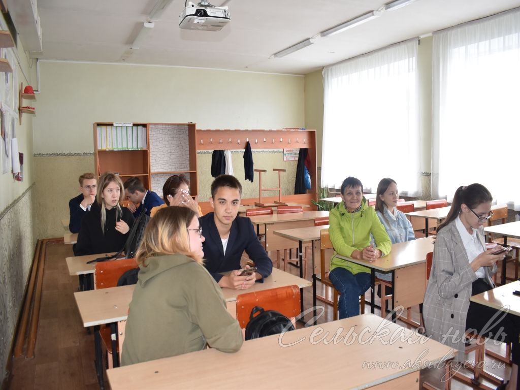 В Аксубаевской средней школе №3 идет Единый государственный экзамен по информатике