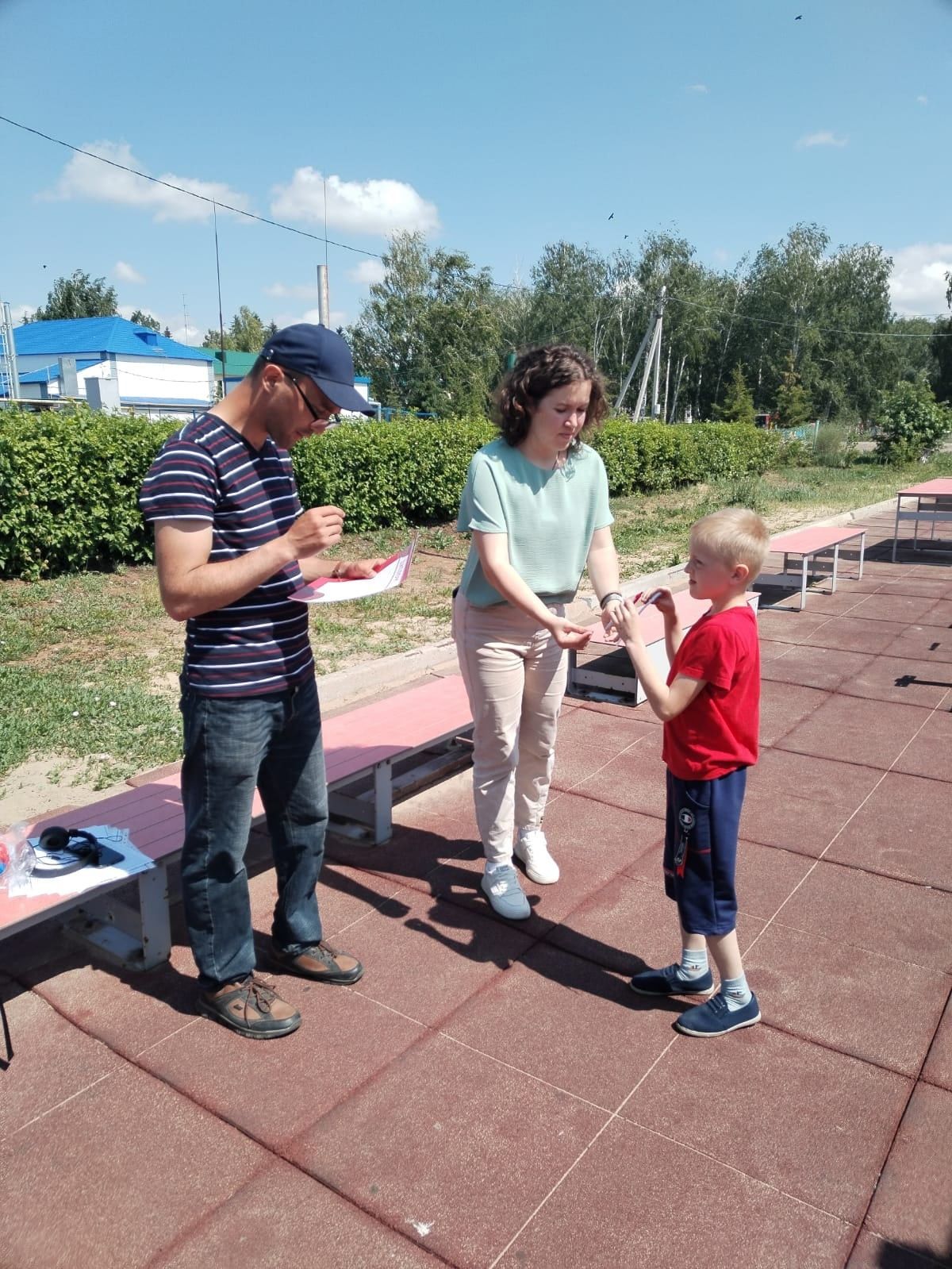 Аксубаевские школьники в День защиты детей сдали нормативы ГТО