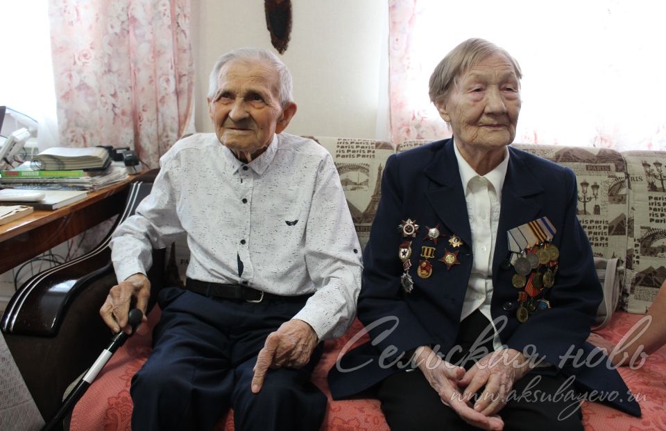 В Аксубаевском районе встретились два однополчанина, две легенды