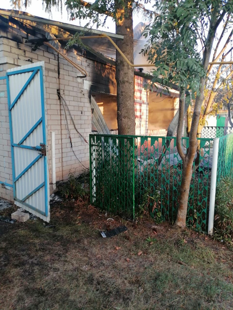 В Аксубаевском районе при пожаре погибли мать с сыном