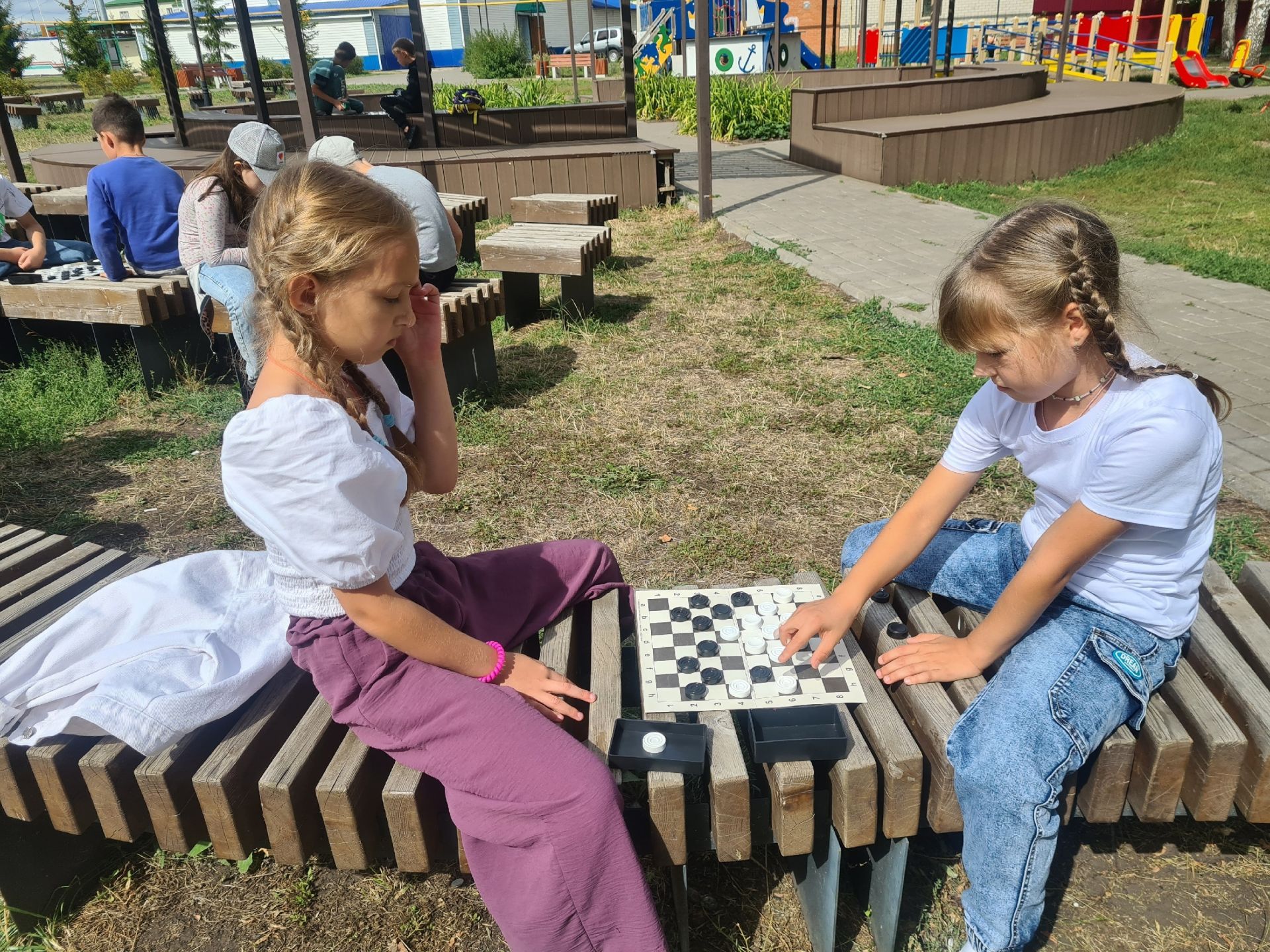 Аксубаевские младшеклассники оспаривали первенство по шашкам