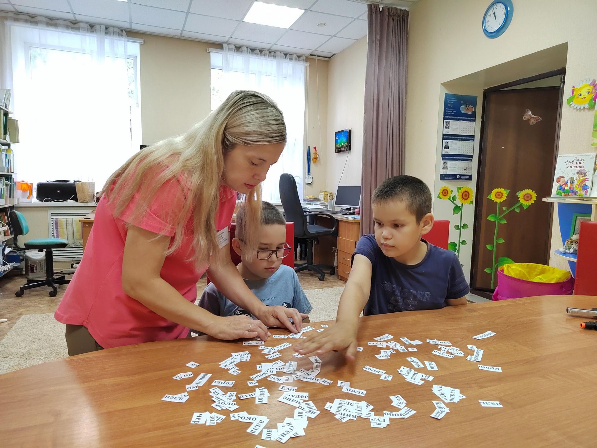 В Аксубаевской библиотеке дети познают литературу через интеллектуальные игры