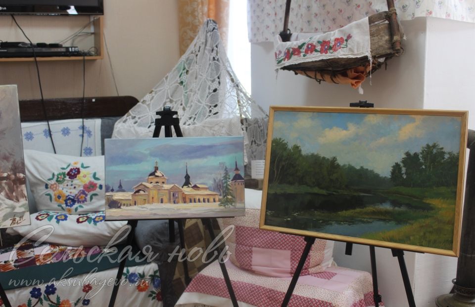 В Аксубаевском краеведческом музее открылась выставка картин мастера живописи Веры Филипповой