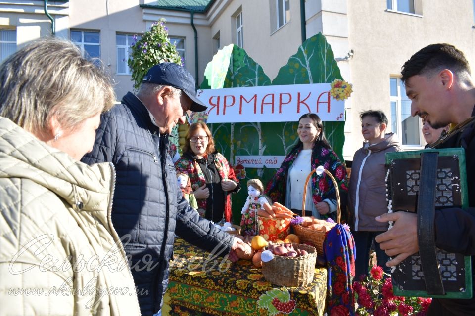 Аксубаевская сельхозярмарка собрала весь район