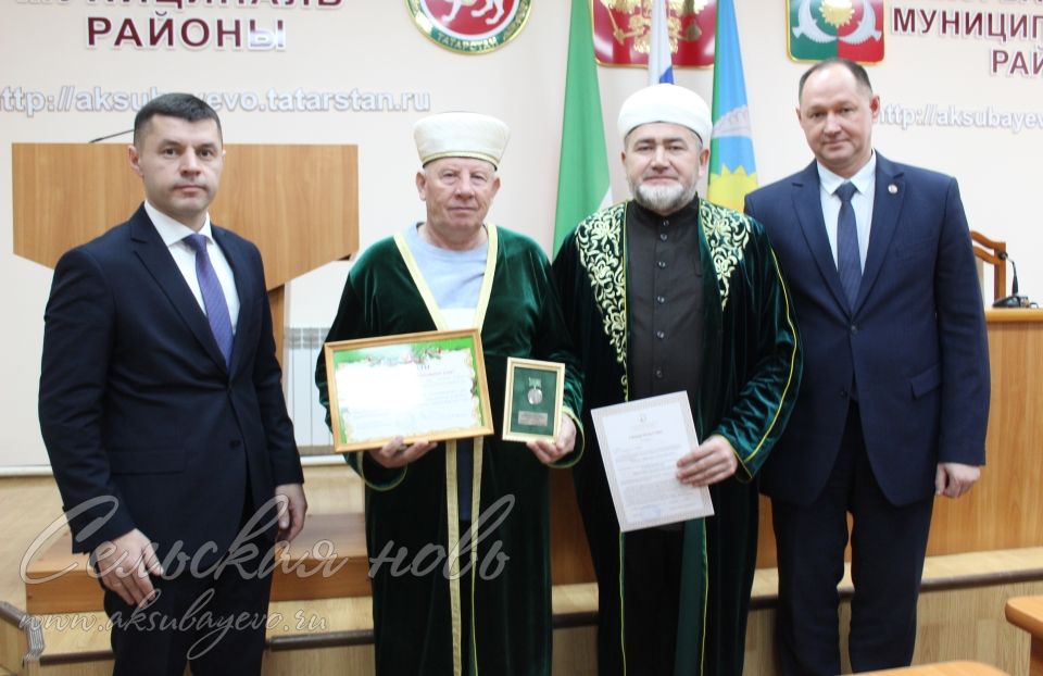 Имамнар көнүзәк мәсьәләләр турында фикер алыштылар