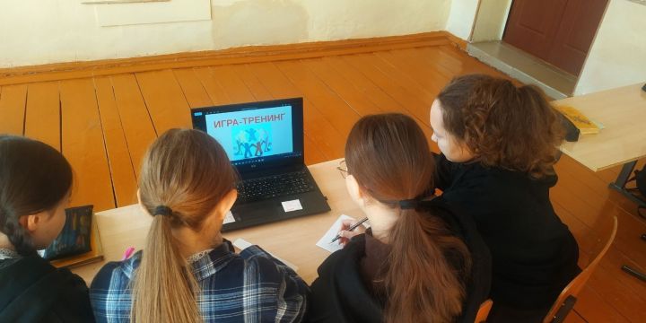 Авыл мәктәбендә узган сыйныфтан тыш дәрестә «Юк!» дияргә өйрәнделәр