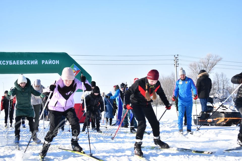 В Аксубаевском районе на «Лыжню России 2024» встали более 2000 любителей спорта
