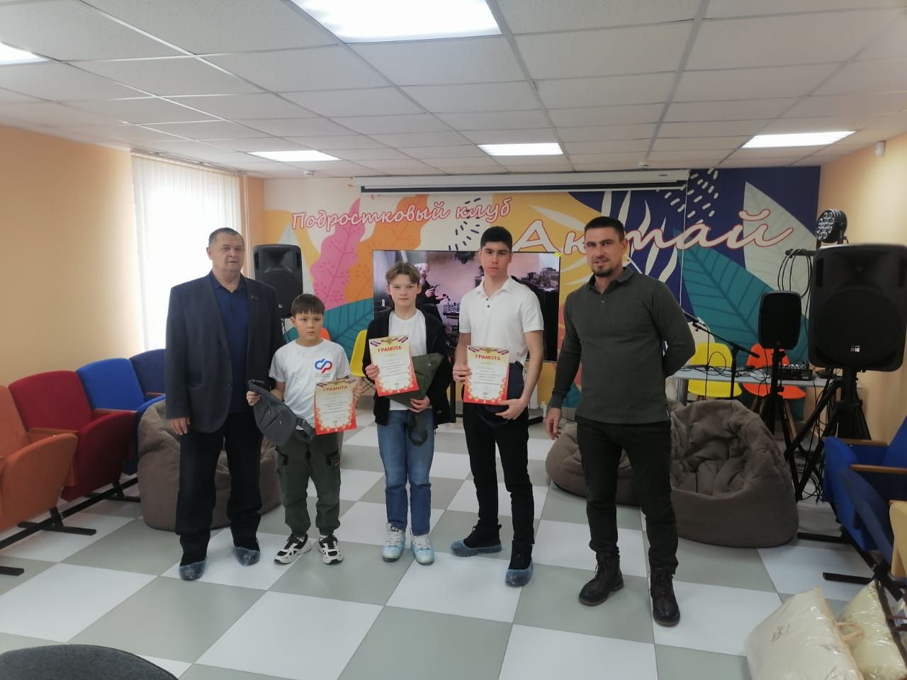 Шахматта иң яхшылар арасында булуларын дәлилләделәр