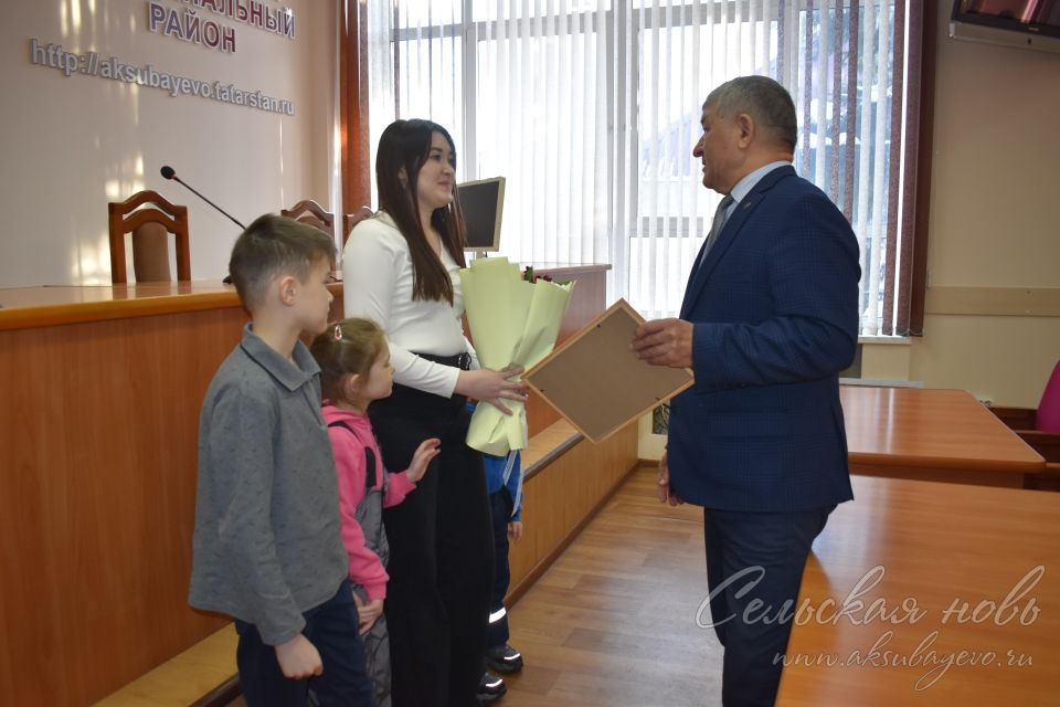 Яшь гаиләләргә торак сертификатлары тапшырылды