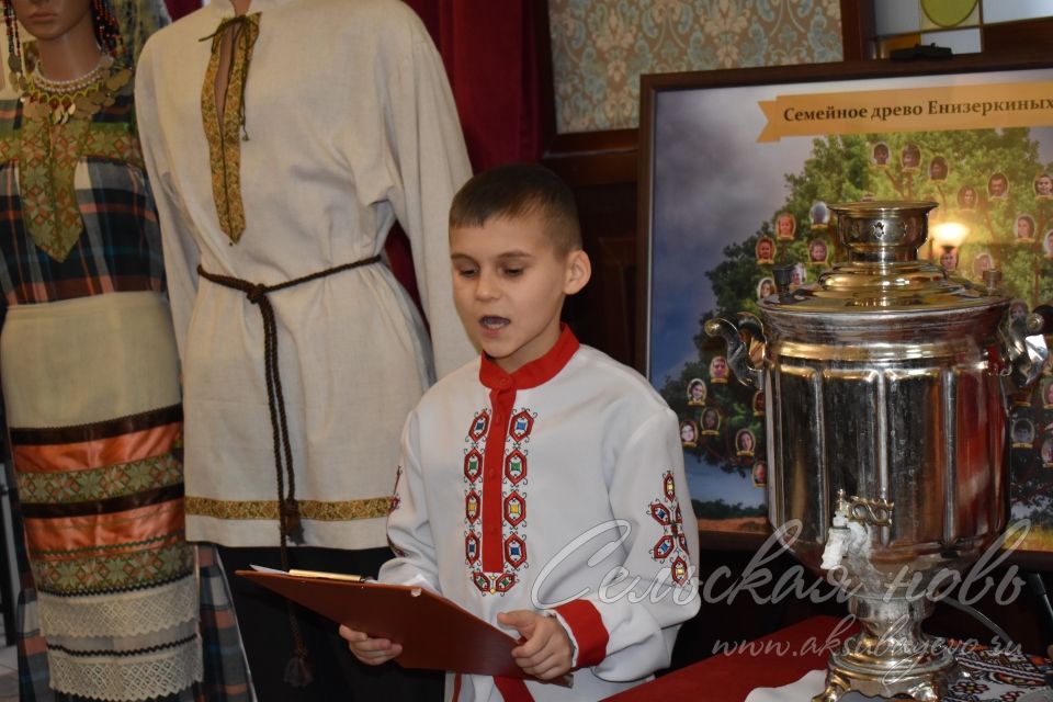Буыннар үз ата-бабалары тарихына күз салдылар