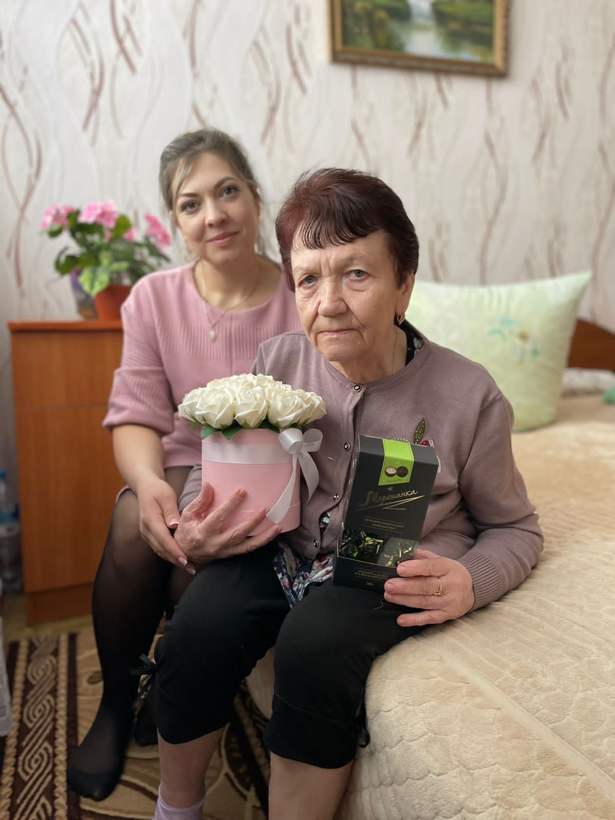 Аксубаевских ветеранов отраслей поздравили с Женским днем работники социальной защиты
