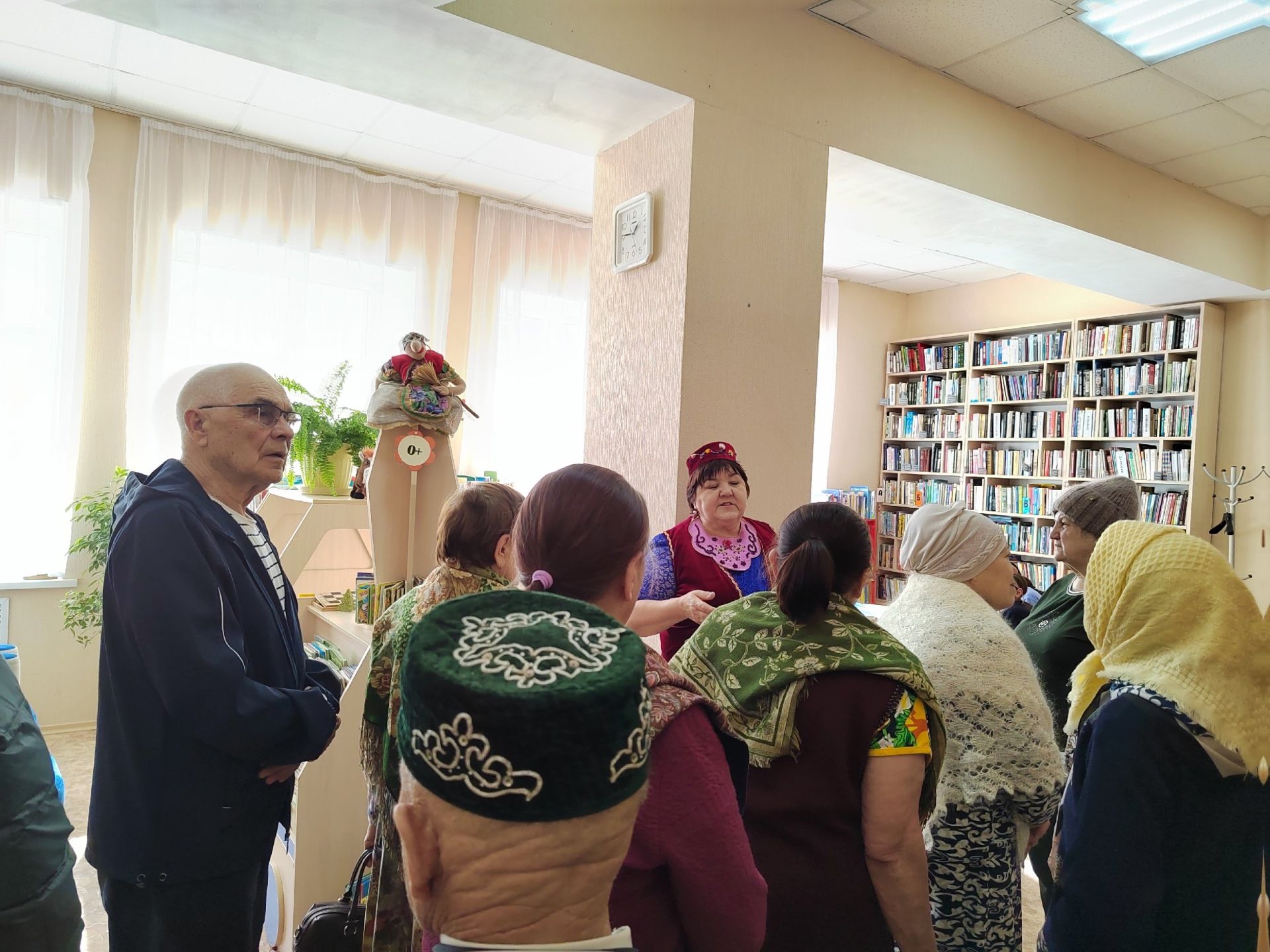 Пациенты реабилитационного отделения Социального центра познакомились с творчеством татарского писателя