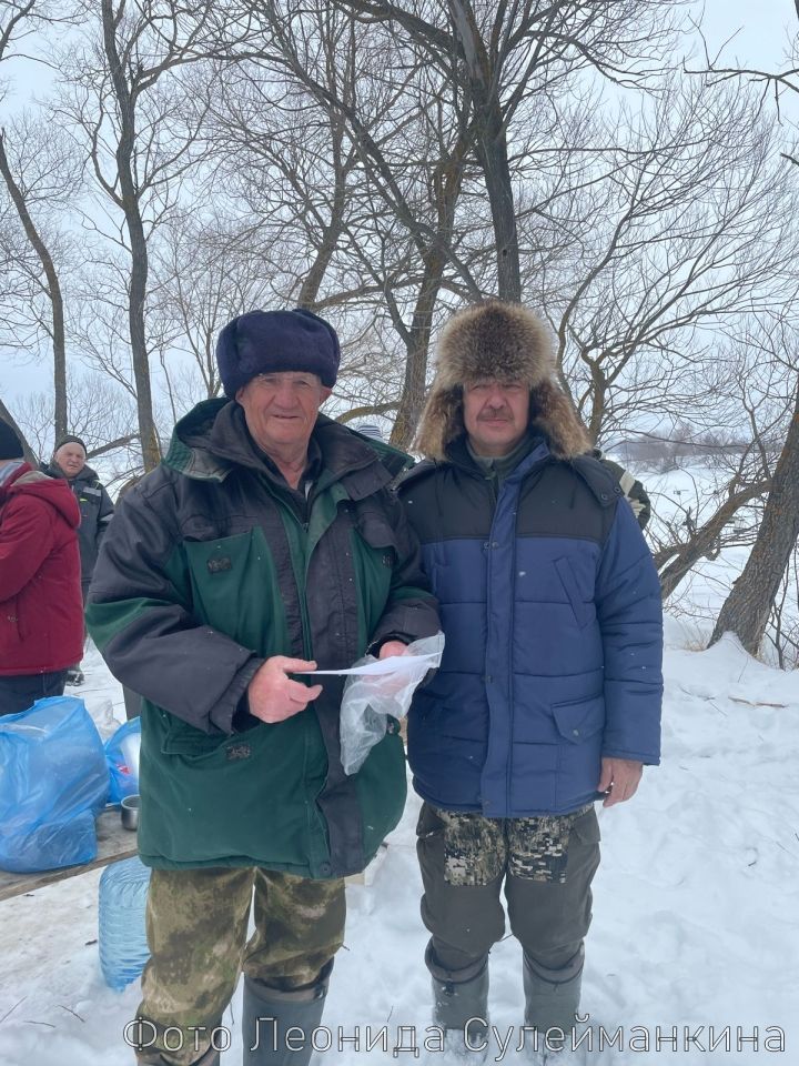 Балыкчылар сезонны ярышлар белән япты