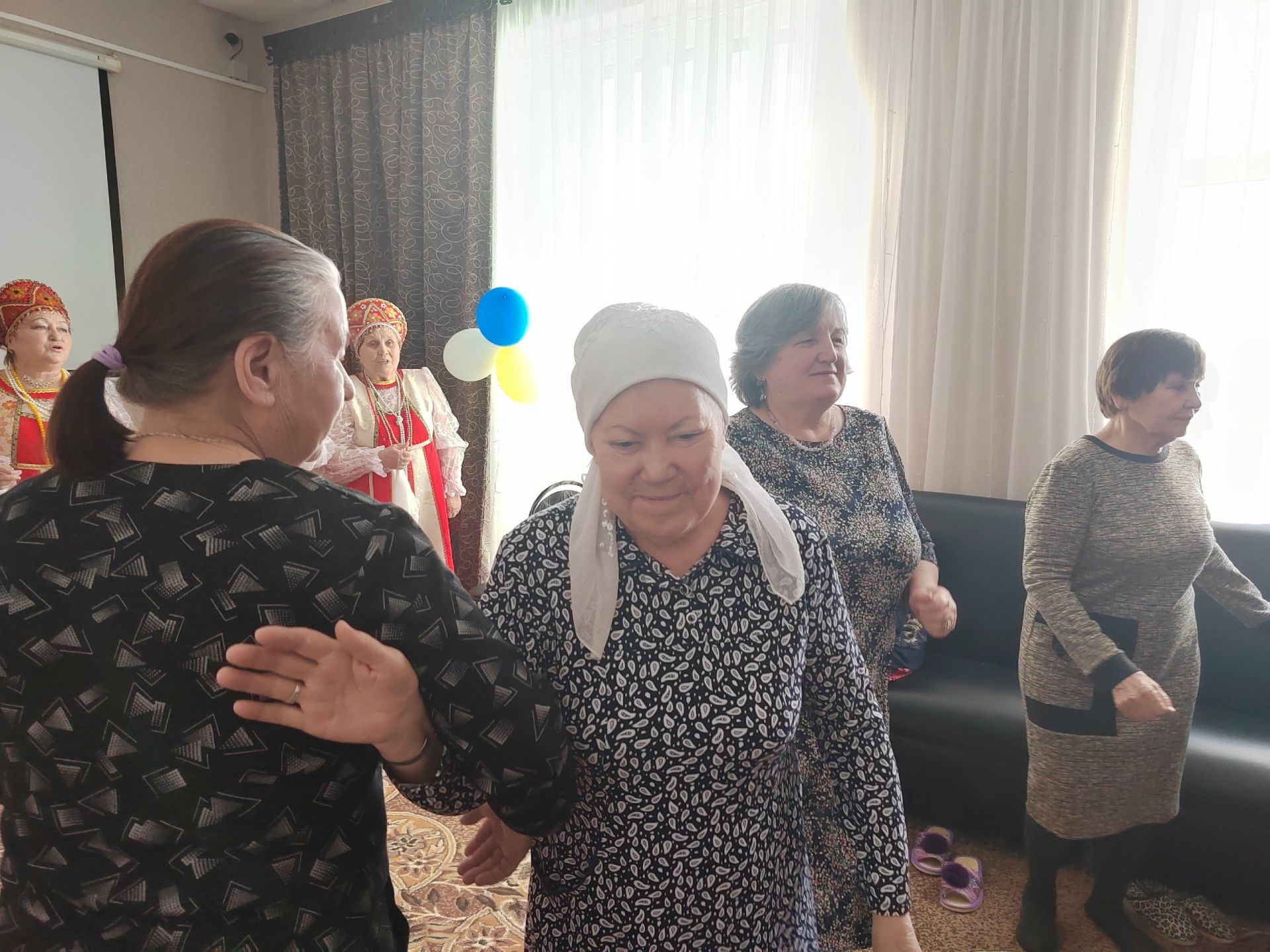 Аксубайның «Нежность» үзәгендә моңлы җырлар яңгырады
