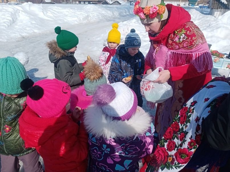 В посёлке Мюд провели древний славянский праздник Жаворонка