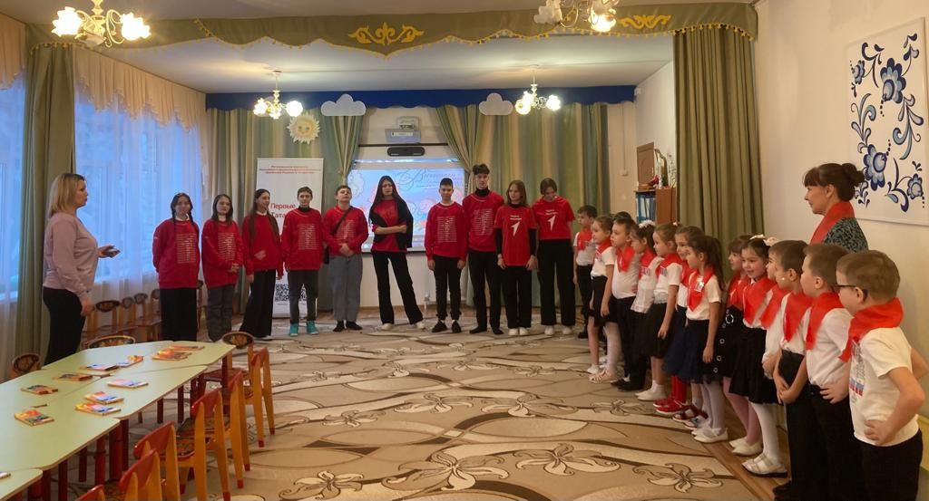 “Буратино” Аксубай балалар бакчасы сабыйлары Бөтенроссия “Беренчеләр хәрәкәте” сафларына керделәр