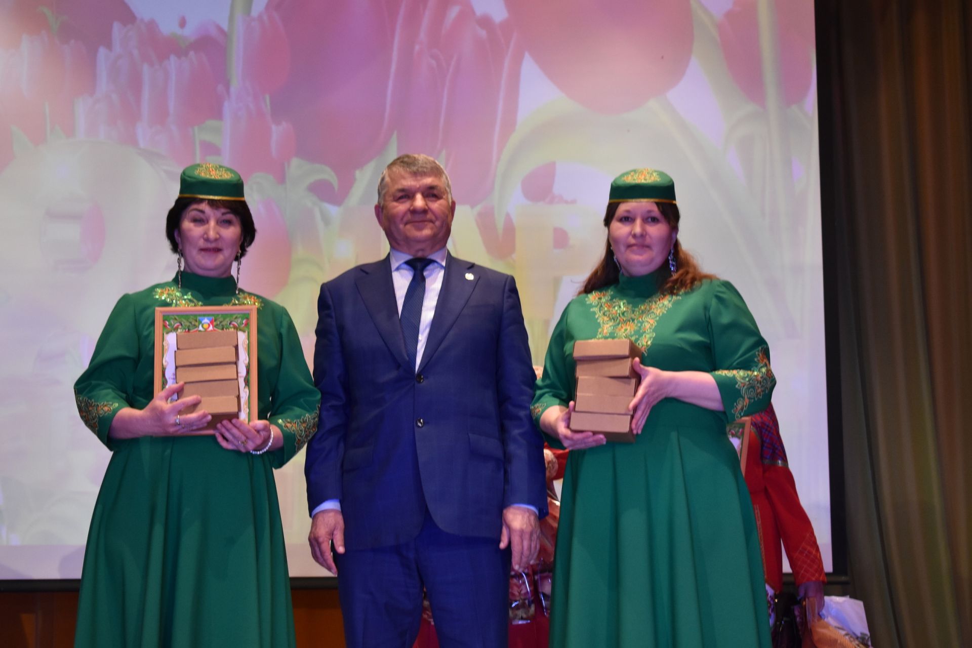 В Аксубаевском районе определены лучшие фольклористы среди школьников