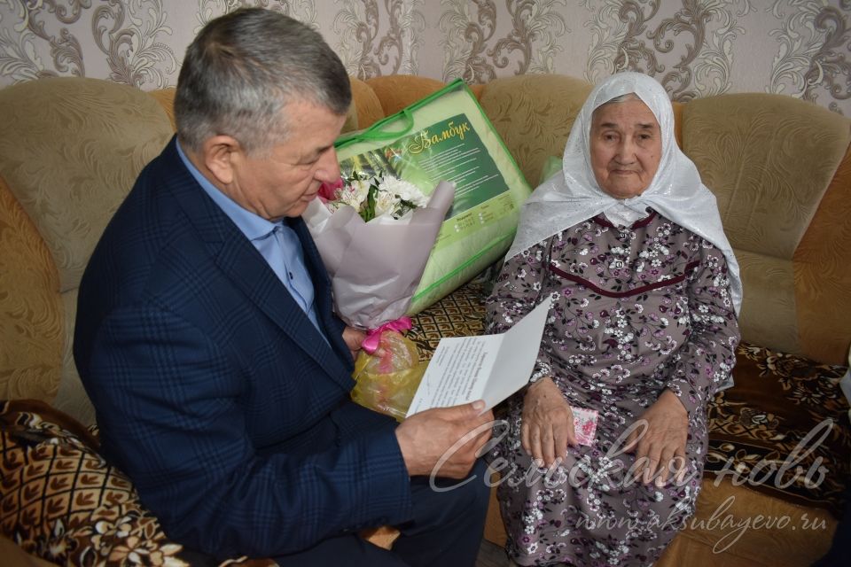 Счастлива, что 90-летие встретила в родительском доме