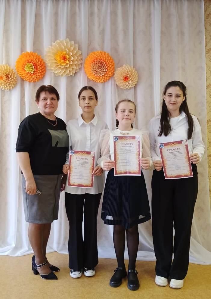 Окрыленные вернулись воспитанницы Аксубаевской школы с конкурса «На крыльях вдохновения»