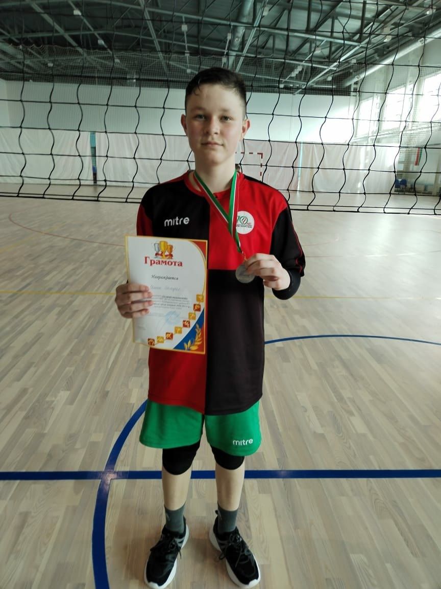 Юноши Аксубаевской школы №3 стали серебряными призерами