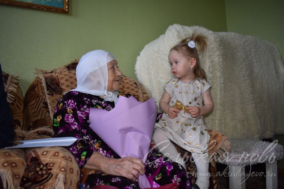 Туксан яшьлек ветеран бәхетне иманда таптым дип саный