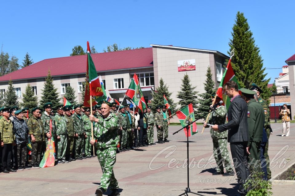 В Аксубаеве дозорные рубежей отметили свой праздник