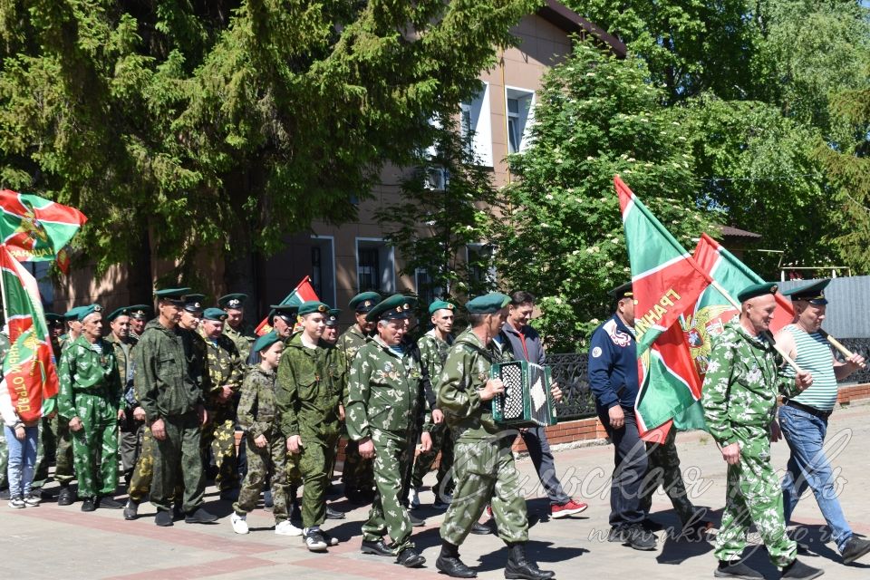 В Аксубаеве дозорные рубежей отметили свой праздник