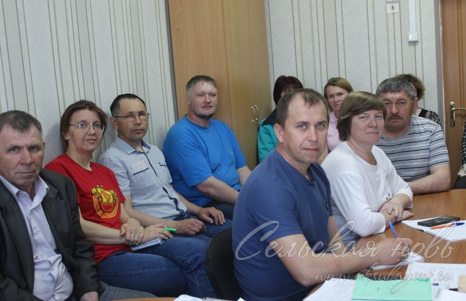 Аксубай ветеринария табиблары район газетасы хезмәткәрләре белән очрашты