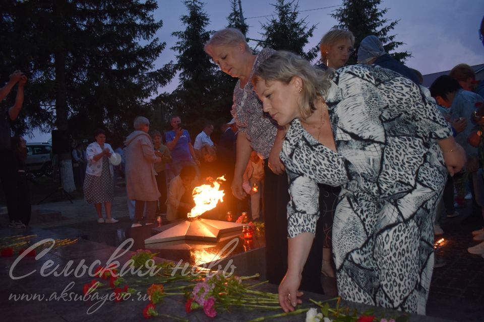 В Аксубаеве в память о героях Великой Отечественной зажгли свечи