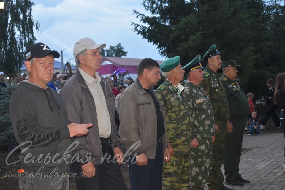 В Аксубаеве в память о героях Великой Отечественной зажгли свечи